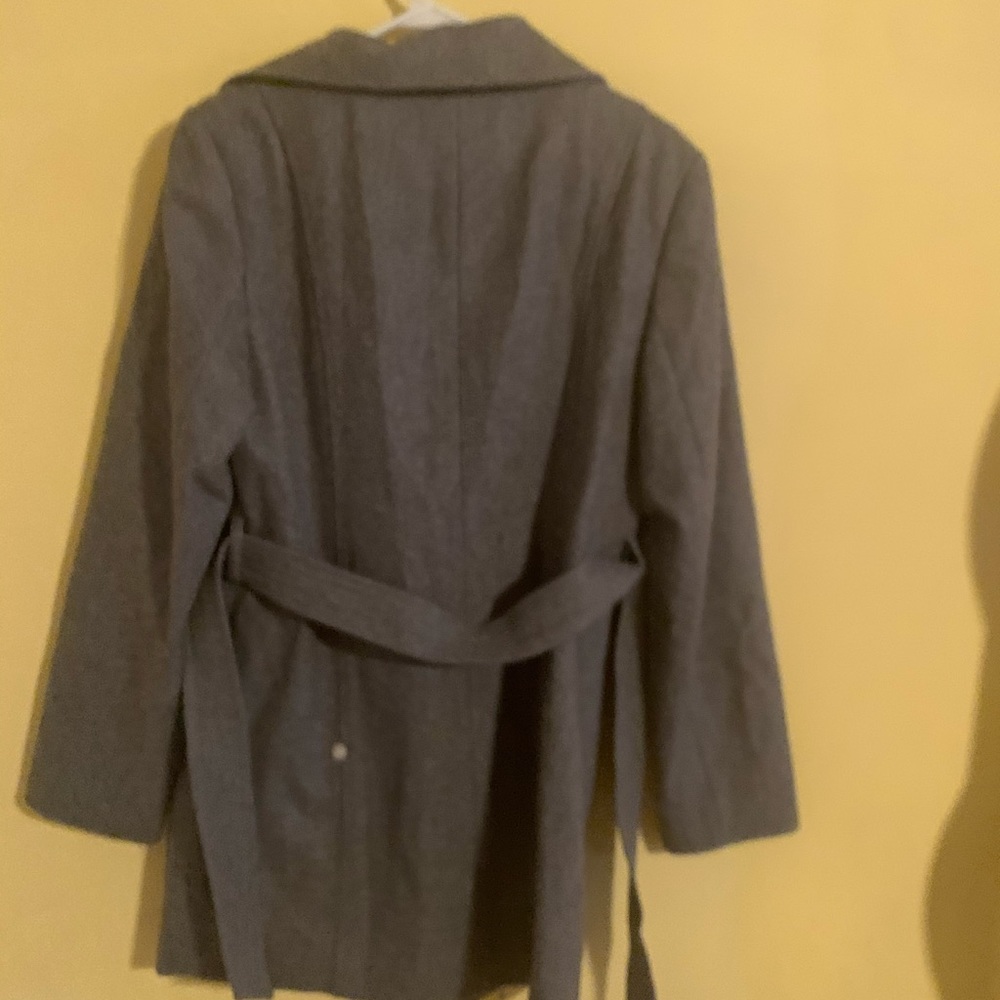 Coat - Picture 3 of 3
